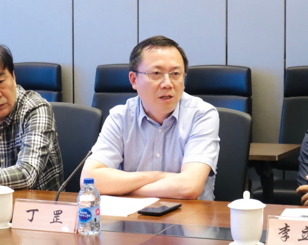 玄合医疗丁罡:送知识、送健康进社区 是社会医疗机构应该做的事(图1) 玄合医疗丁罡:送知识、送健康进社区 是社会医疗机构应该做的事(图1)