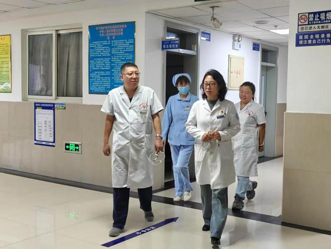 新春走基层｜吴春娇：医者仁心情系故乡新春泛亚电竞下载送健康(图2)