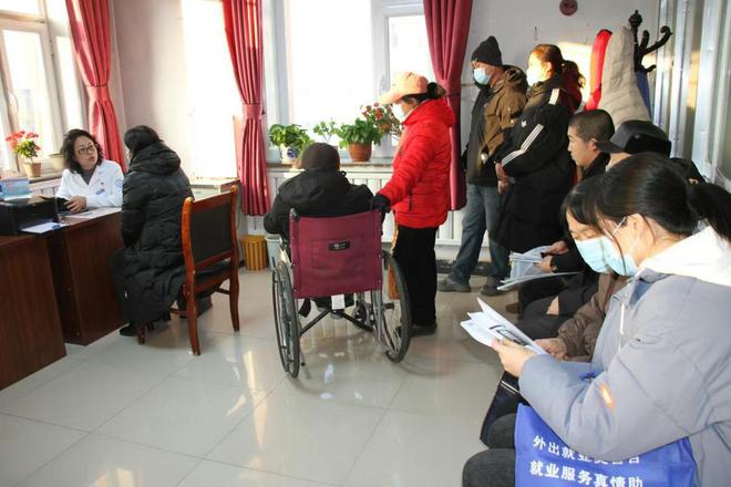 新春走基层｜吴春娇：医者仁心情系故乡新春泛亚电竞下载送健康(图3)