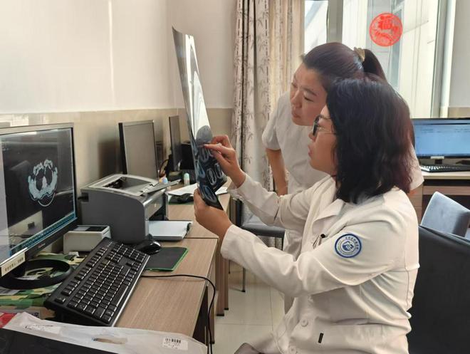新春走基层｜吴春娇：医者仁心情系故乡新春泛亚电竞下载送健康(图4)