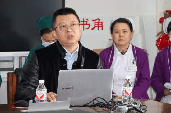 泛亚电竞下载哈尔滨市第四医院举办结核病防治知识巡讲月活动(图2)