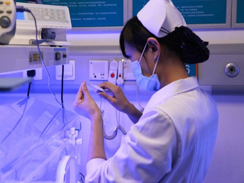 泛亚电竞登录宁夏政协委员呼吁：为陪诊服务配上“规范钥匙”