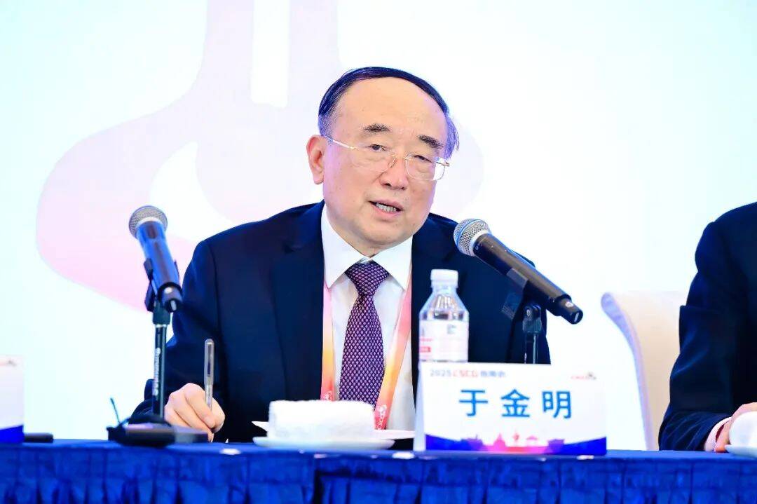 聚焦规泛亚电竞网址范创新引领肿瘤诊疗新方向 ——2025 CSCO指南会新闻发布会召开(图2)